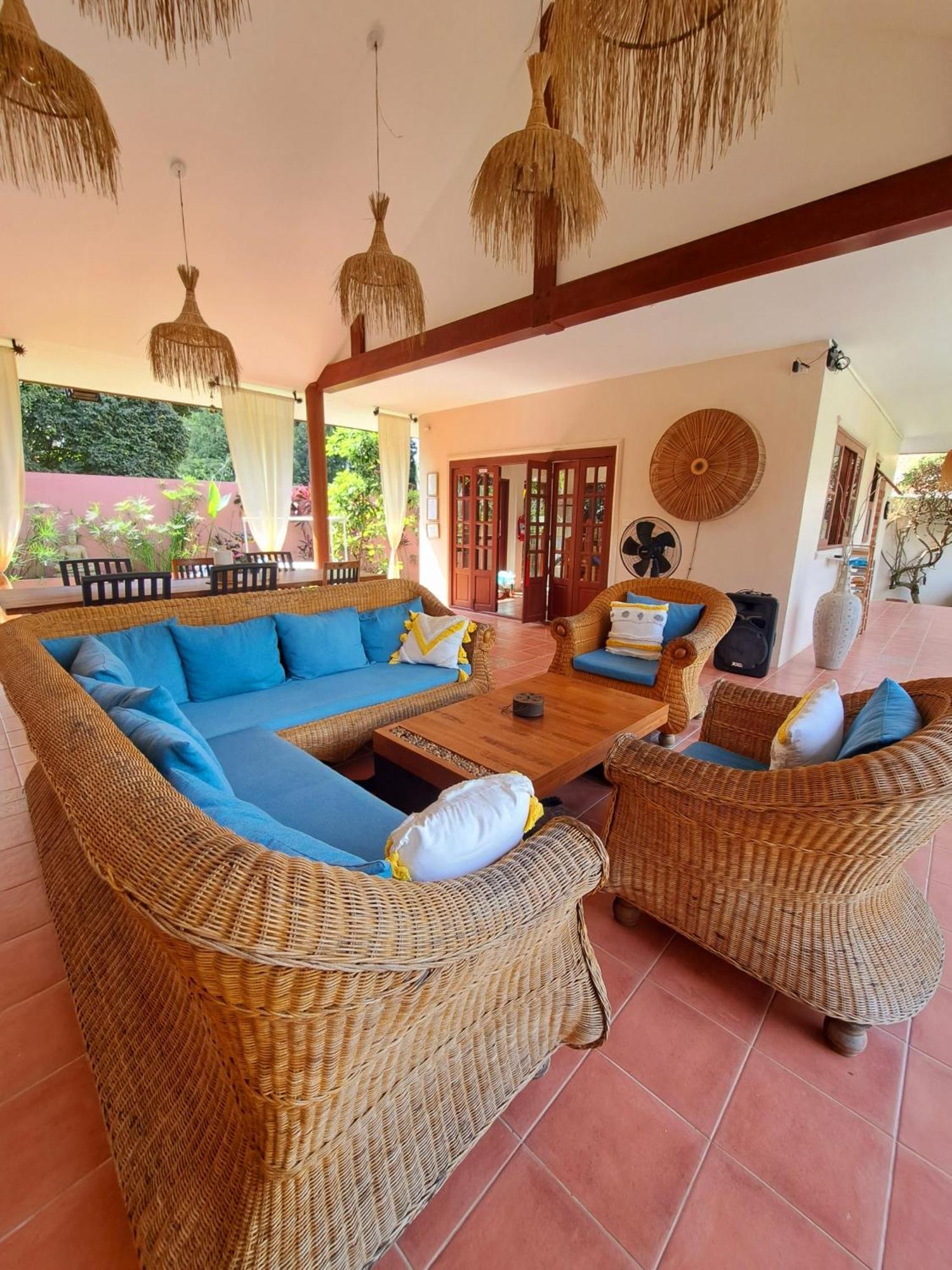 Laura Guest House-Adult Only- Hua Thanon  ภายนอก รูปภาพ