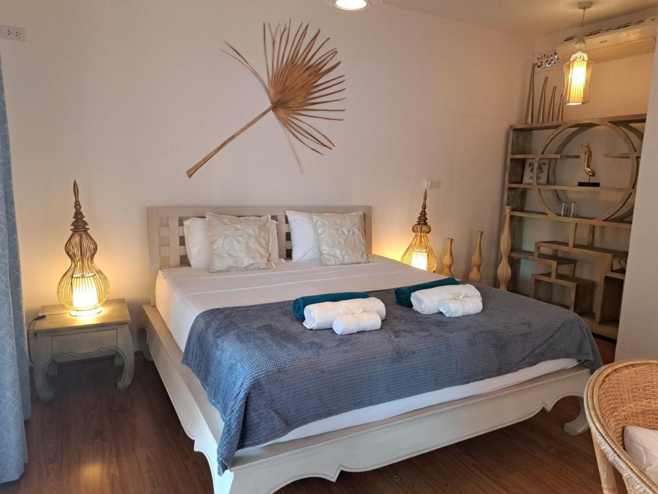 Laura Guest House-Adult Only- Hua Thanon  ภายนอก รูปภาพ