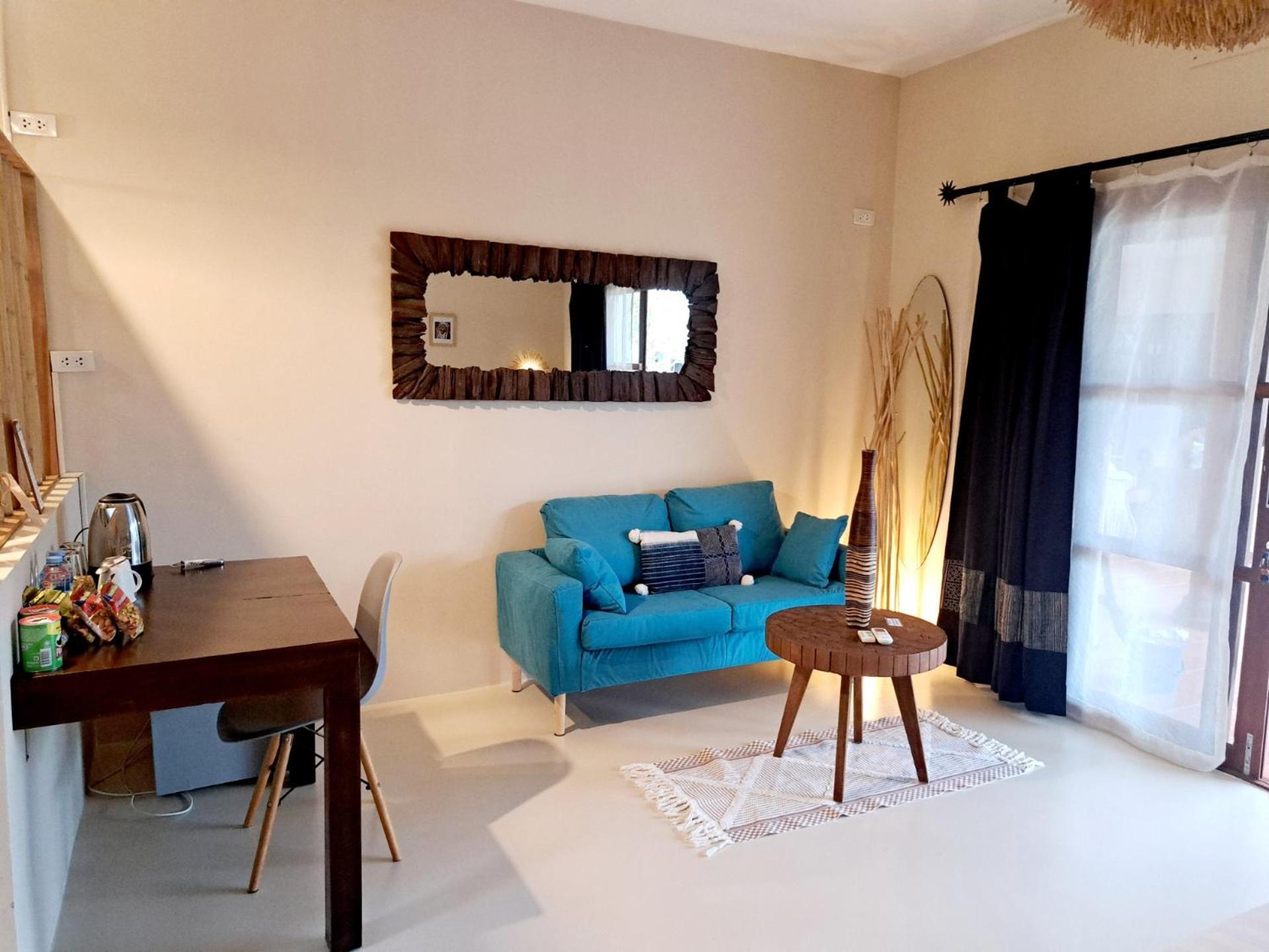 Laura Guest House-Adult Only- Hua Thanon  ภายนอก รูปภาพ